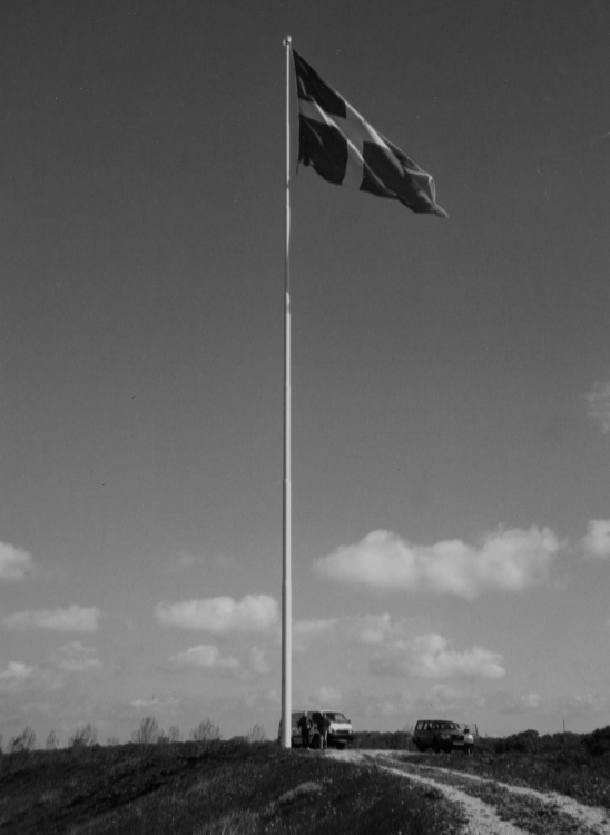 Dronning Margrethes gave fra bl.a. Brøndby Kommune - Den højeste flagstang i Danmark - Foto: Forstadsmuseet